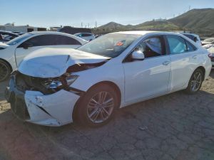 Toyota Camry LE 2.5L 4 2015