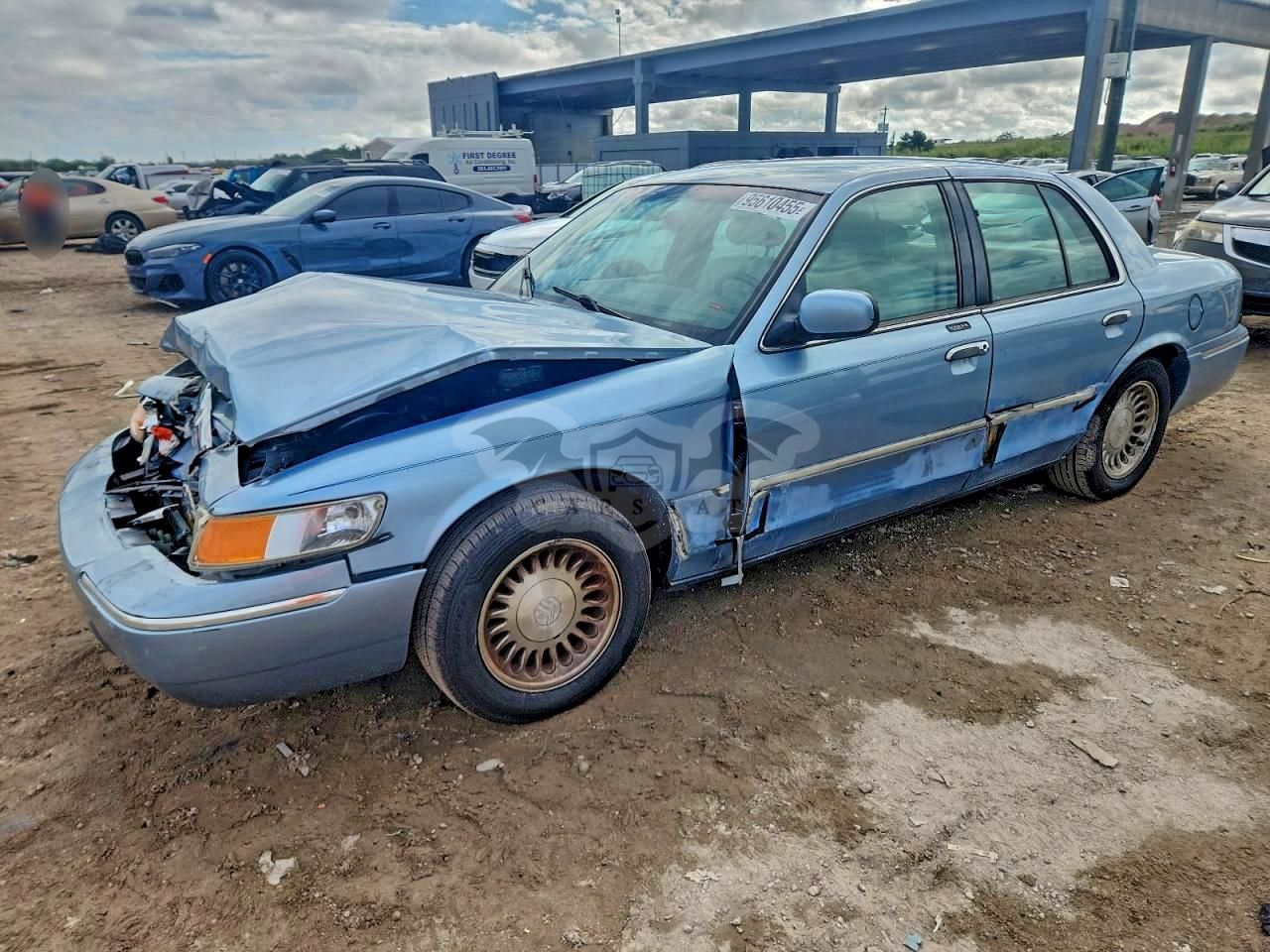Mercury Grand Marquis LS 4.6L 8 1999
