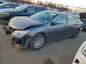 Toyota Camry L 2.5L 4 2013