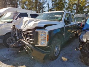 Ford F-250 SUPER DUTY 6.8L 8 2024