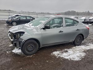 Nissan Versa S 1.6L 4 2012