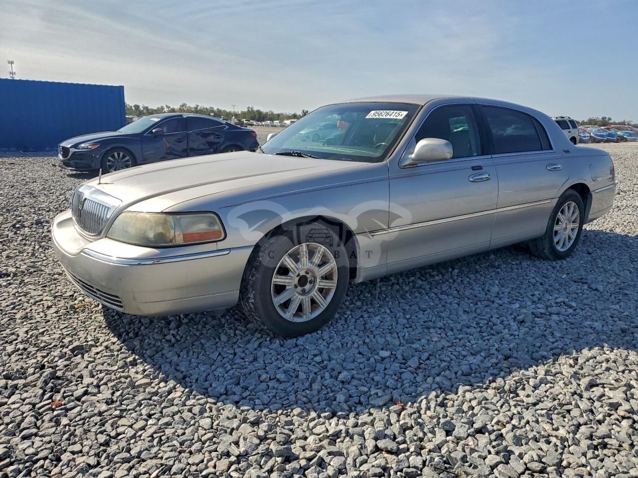 Lincoln Town Car SIGNATURE LIMITED 4.6L 8 2011