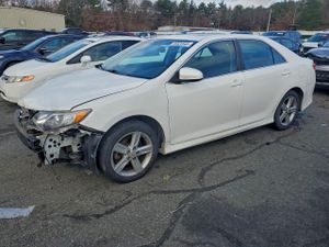 Toyota Camry L 2.5L 4 2013