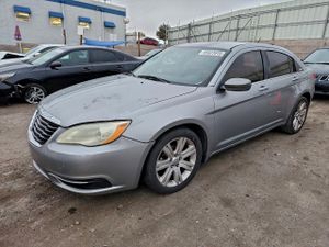 Chrysler 200 LX 2.4L 4 2013