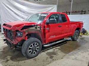 Toyota Tundra DOUBLE CAB SR 5.7L 8 2015
