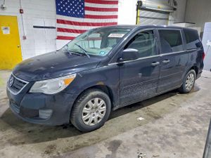 Volkswagen Routan S 3.6L 6 2011