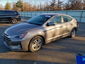 Hyundai Elantra SEL 2.0L 4 2020