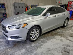 Ford Fusion SE 2.0L 4 2014