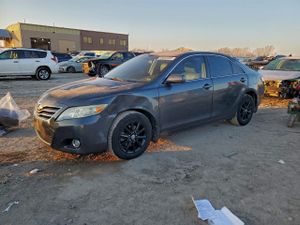 Toyota Camry BASE 2.5L 4 2010