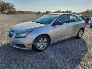Chevrolet Cruze LS 1.8L 4 2012