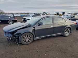 Toyota Avalon BASE 3.5L 6 2011