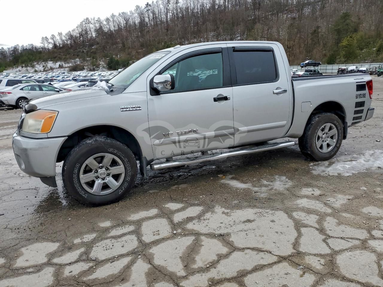 Nissan Titan S 5.6L 8 2014