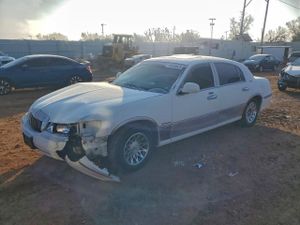 Lincoln Town Car SIGNATURE 4.6L 8 2000