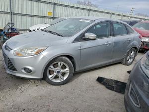 Ford Focus SE 2.0L 4 2014