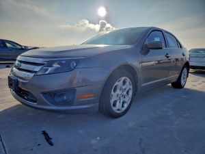 Ford Fusion SE 2.5L 4 2010
