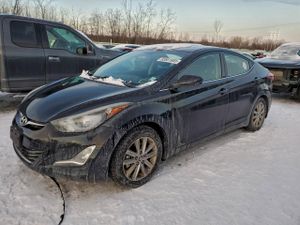 Hyundai Elantra SE 1.8L 4 2015