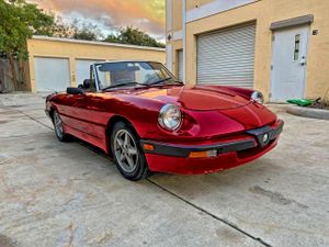 Alfa Romeo Spider QUADRIFOGLIO 2.0L 4 1988