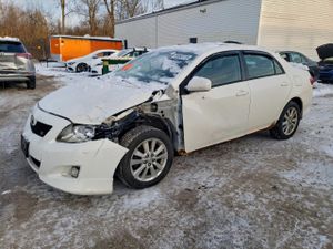 Toyota Corolla BASE 1.8L 4 2010