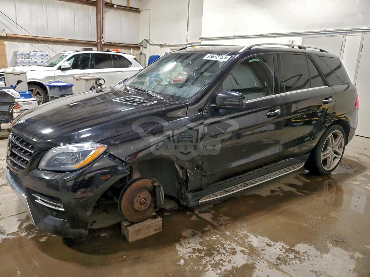 Mercedes-Benz ML 550 4MATIC 4.6L 8 2015