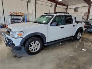 Ford Explorer XLT 4.0L 6 2010