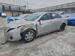 Toyota Camry BASE 2.5L 4 2010