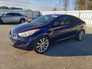 Hyundai Elantra GLS 1.8L 4 2013
