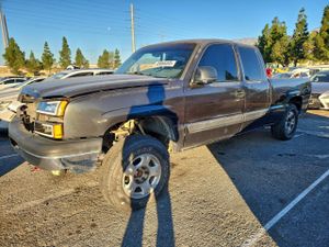 Chevrolet Silverado 1500 C1500 4.8L 8 2003