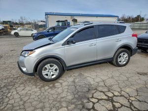 Toyota Rav4 LE 2.5L 4 2015