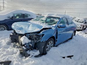 Toyota Camry HYBRID 2.5L 4 2012