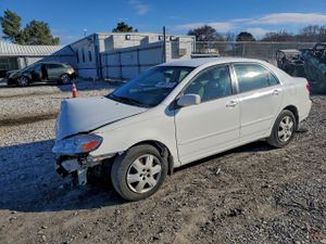 Toyota Corolla CE 1.8L 4 2005