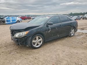 Toyota Camry L 2.5L 4 2013