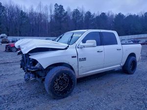 RAM 1500 LONGHORN 5.7L 8 2014