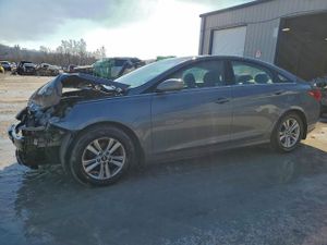 Hyundai Sonata GLS 2.4L 4 2013