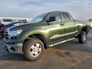 Toyota Tundra DOUBLE CAB SR5 5.7L 8 2011