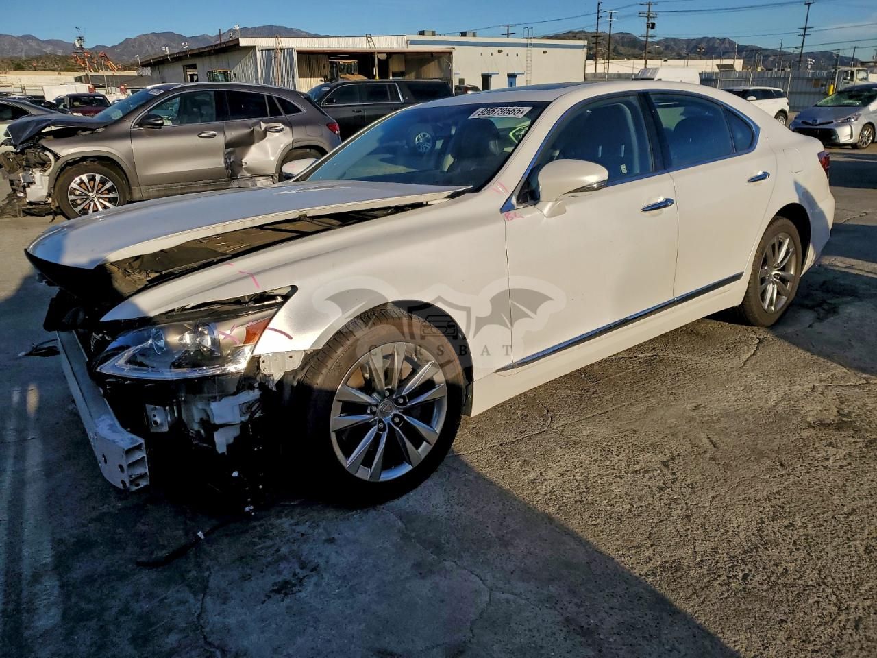 Lexus LS 460 4.6L 8 2016
