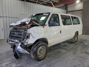 Ford Econoline E350 SUPER DUTY WAGON 5.4L 8 2013