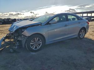 Hyundai Sonata GLS 2.4L 4 2013