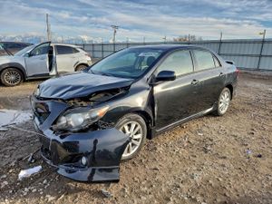 Toyota Corolla BASE 1.8L 4 2010