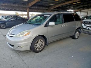 Toyota Sienna XLE 3.3L 6 2006
