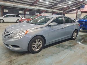 Hyundai Sonata GLS 2.4L 4 2013