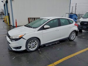 Ford Focus SE 2.0L 4 2015