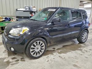 Kia Soul + 2.0L 4 2011
