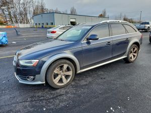 Audi A4 PREMIUM PLUS 2.0L 4 2013