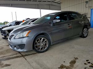 Nissan Sentra S 1.8L 4 2015