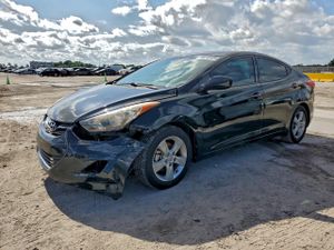Hyundai Elantra GLS 1.8L 4 2013
