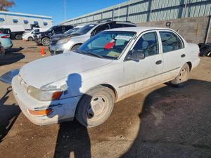 Toyota Corolla BASE 1.6L 4 1997
