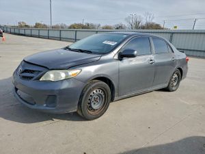 Toyota Corolla BASE 1.8L 4 2012