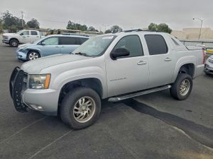 Chevrolet Avalanche LT 5.3L 8 2011