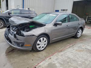 Ford Fusion SE 2.5L 4 2010