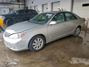 Toyota Camry LE 3.0L 6 2004